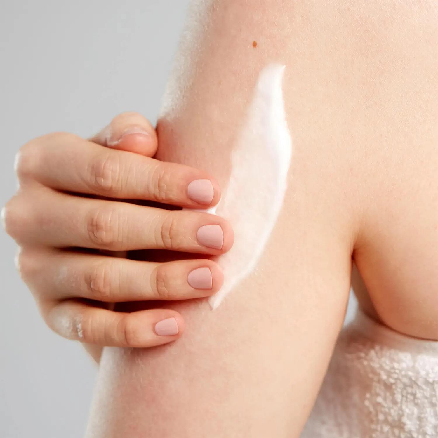 TRANSFORMING BODY LOTION ROSE