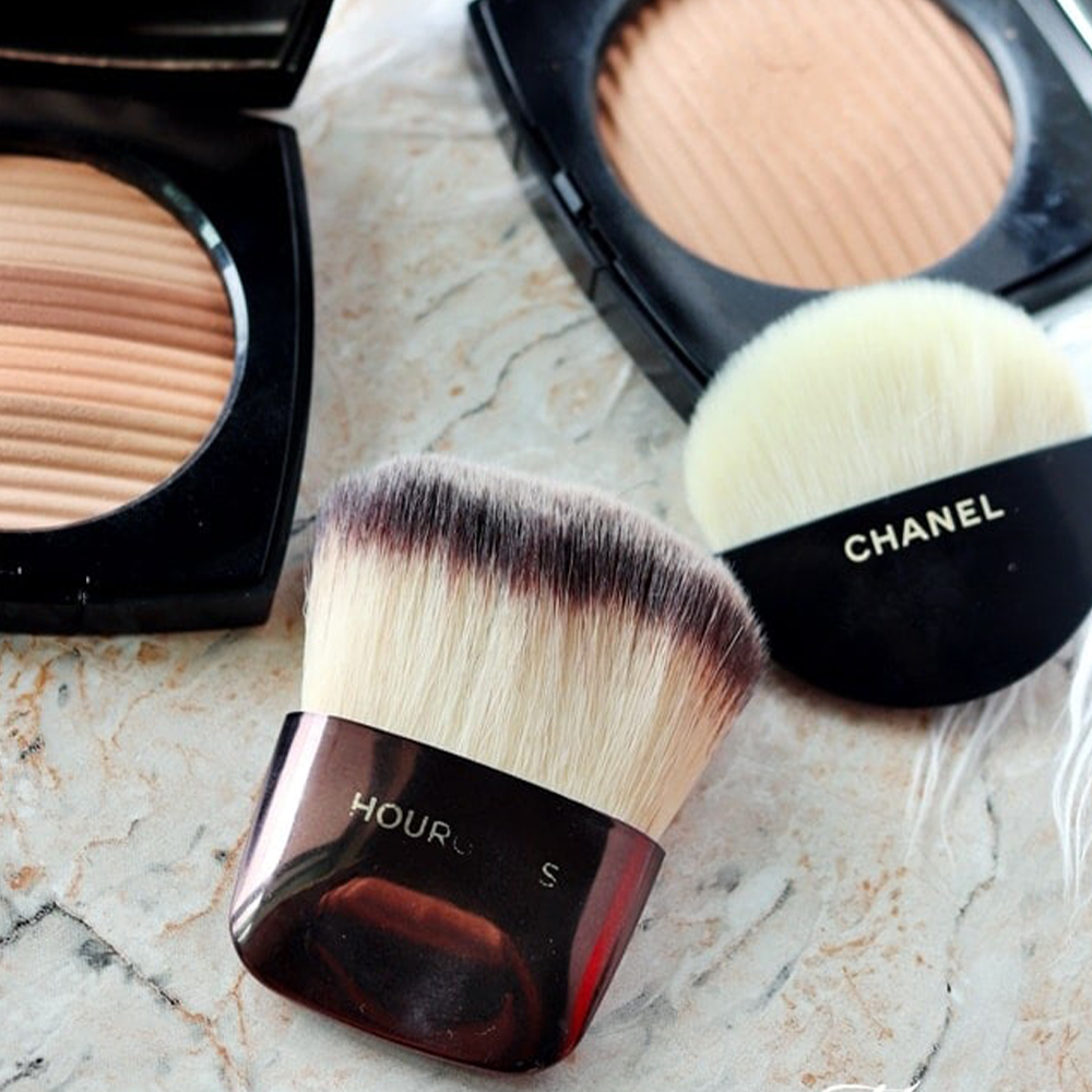 AMBIENT POWDER BRUSH