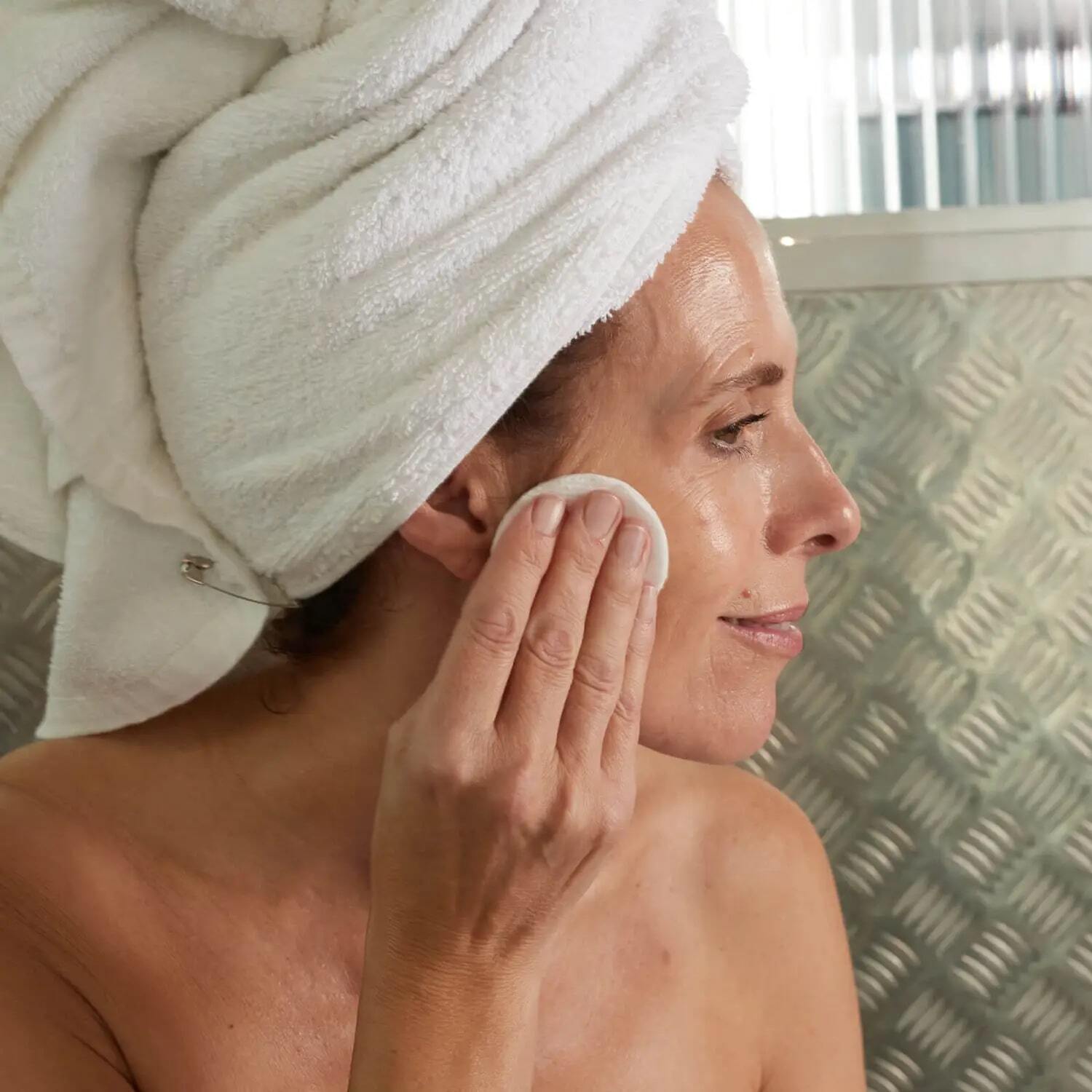 RESURFACING FACIAL TONER