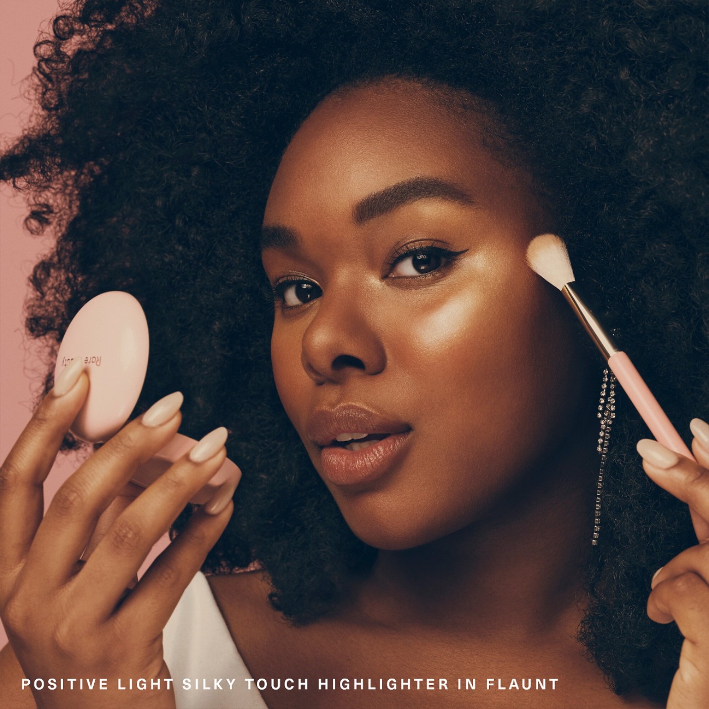 POSITIVE LIGHT SILKY TOUCH HIGHLIGHTER