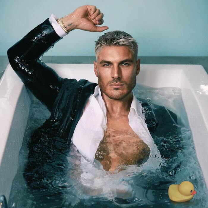 AND CHRIS APPLETON MONEY MASQUE