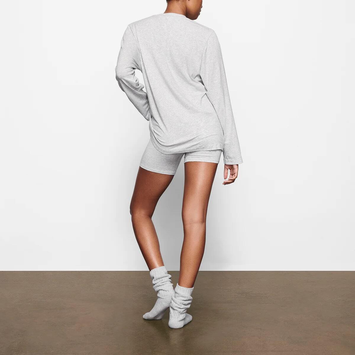 BOYFRIEND LONG SLEEVE T-SHIRT