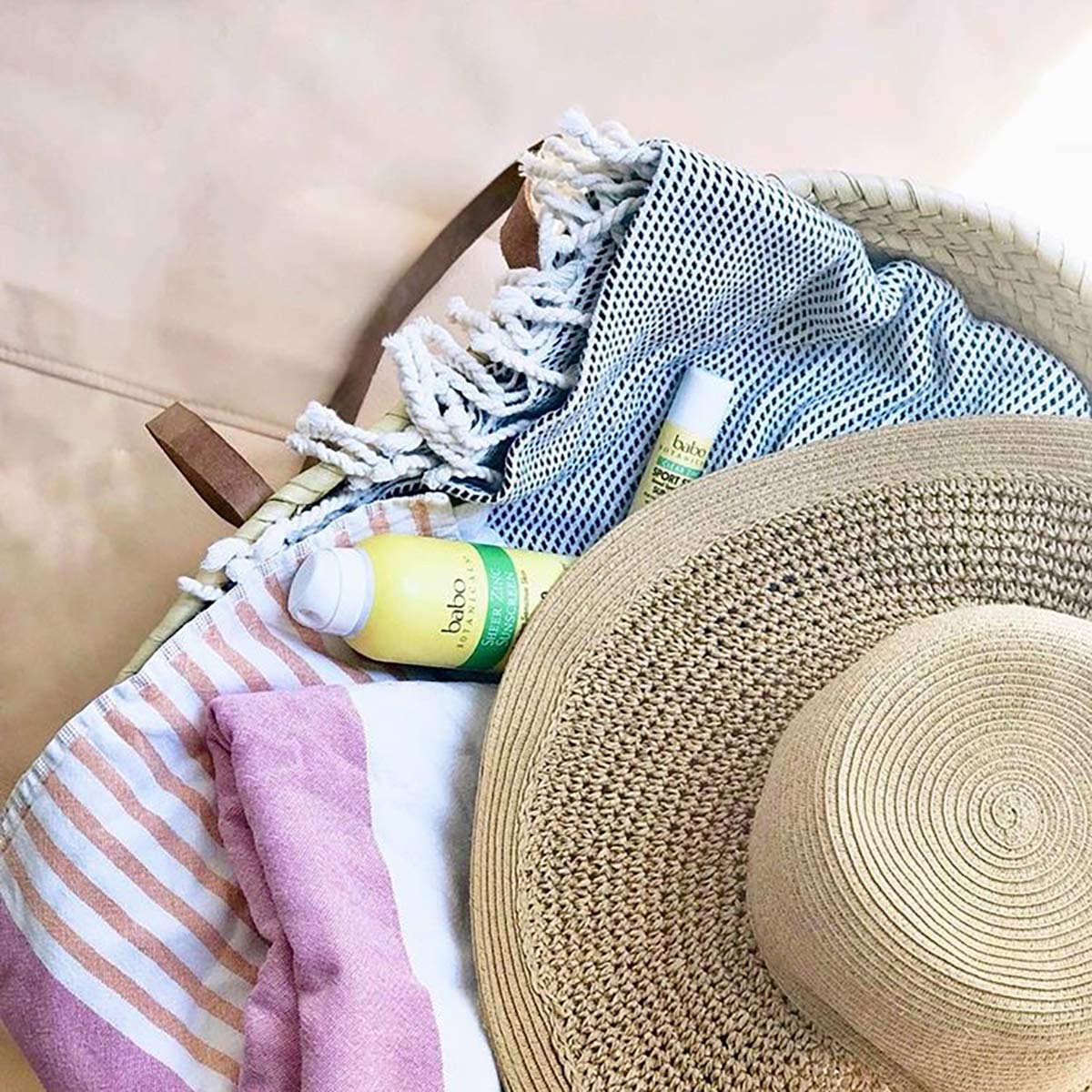 SHEER ZINC MINERAL SUNSCREEN SPRAY SPF 30