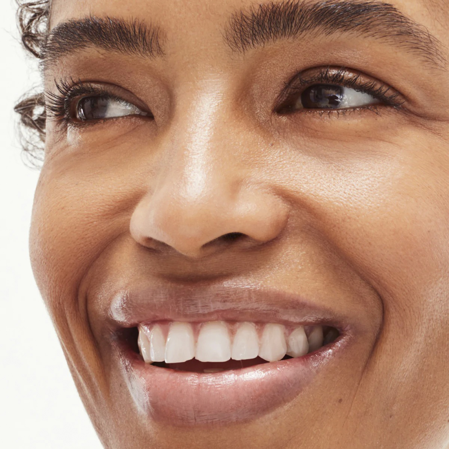 ULTRALIP HYDRATING SHINE + COLOR