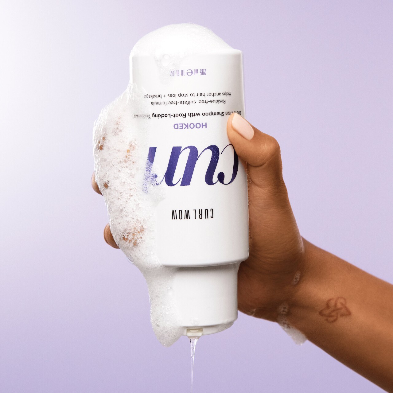 CURL WOW HOOKED 100% CLEAN SHAMPOO WITH ROOT-LOCKING TECHNOLOGY