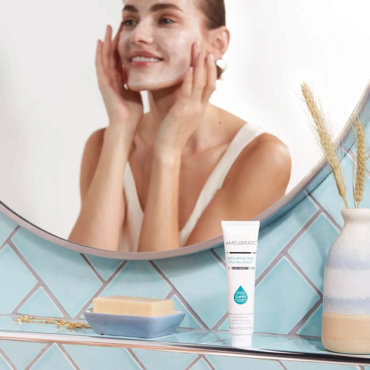 RESURFACING FACIAL MASK